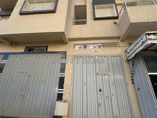 Magasin sur la route de Ain Cheggag