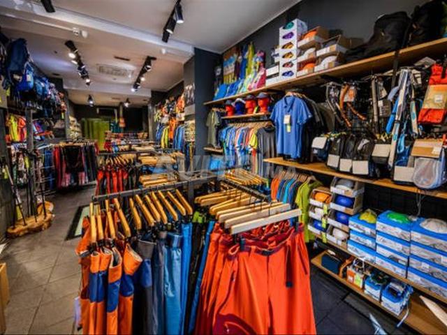 Magasin situé boulevard mly abdelaziz Kenitra