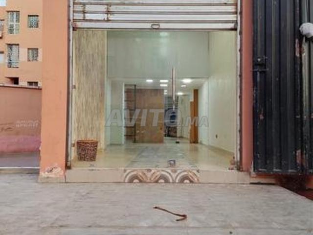 Magasin titré à vendre à Es Saada