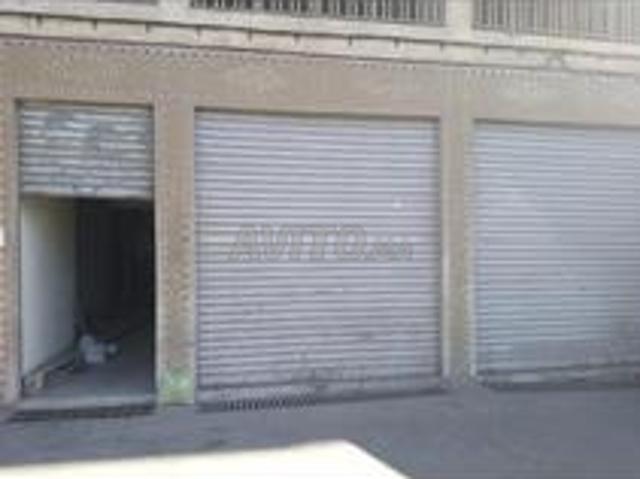 Magasin و لاكاف و السدة مساحة 208 متر مربع