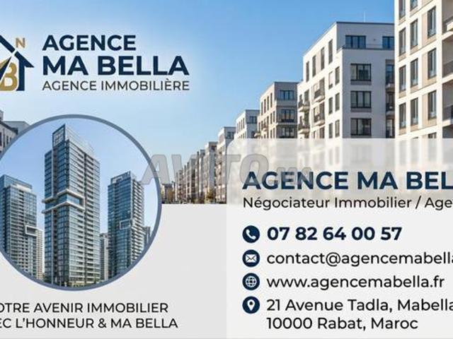 Magasin 300 m2 usage stock bien placé à Rabat