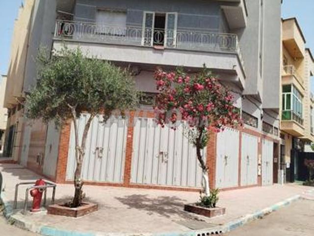 Magazin s à louer