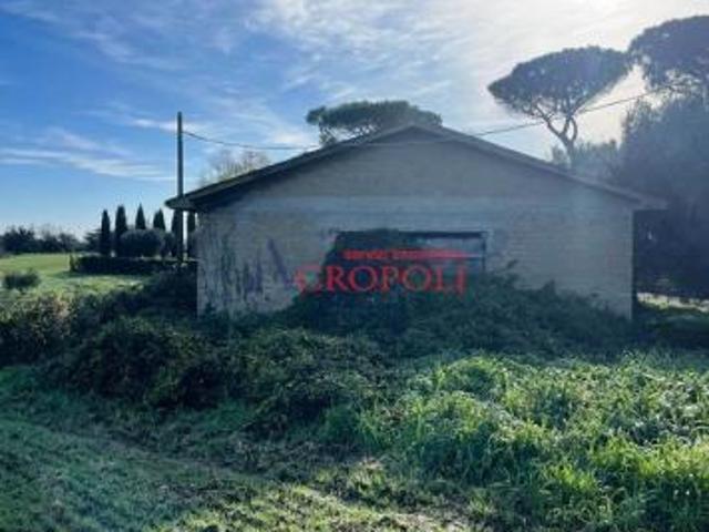 FIUMICINO, CASALE CON TERRENO AGRICOLO IN VENDITA
