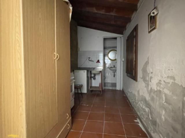 Magazzino da ristrutturare in via corso corsi 15, Parma