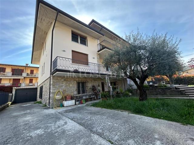 Magazzino di 143 mq a San Vigilio Concesio