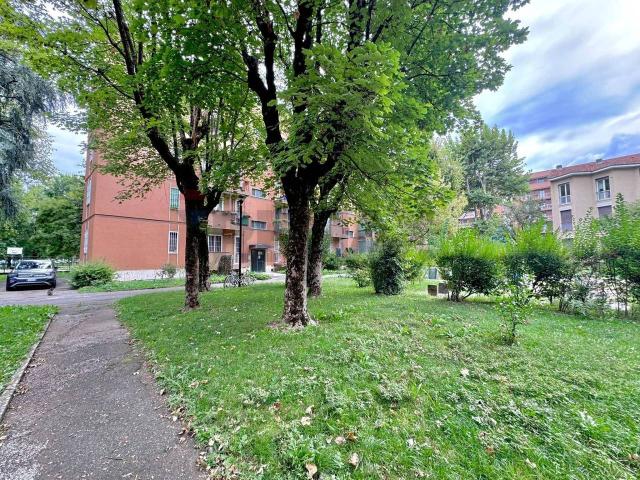 Magazzino in affitto a Milano