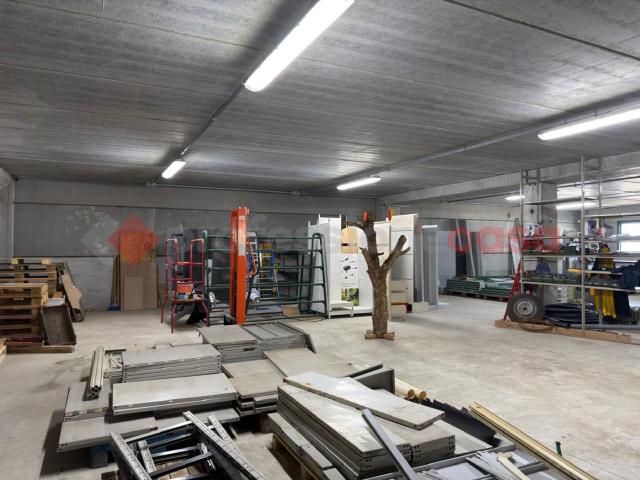 Magazzino in affitto a Arezzo