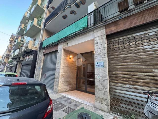 Magazzino in affitto a Bari
