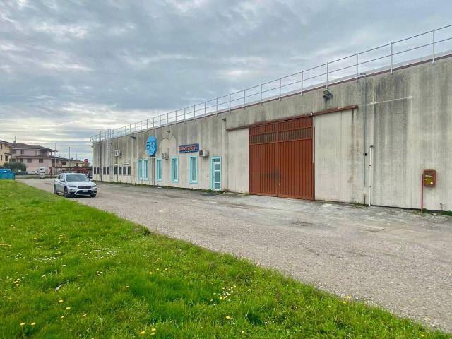 Magazzino in affitto a Borgo Virgilio