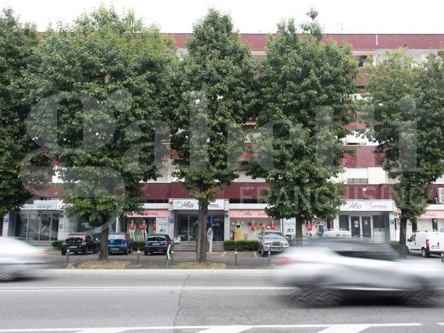 Magazzino in affitto a Bovisio Masciago
