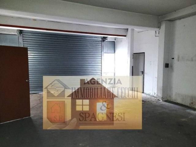 Magazzino in affitto a Campi Bisenzio
