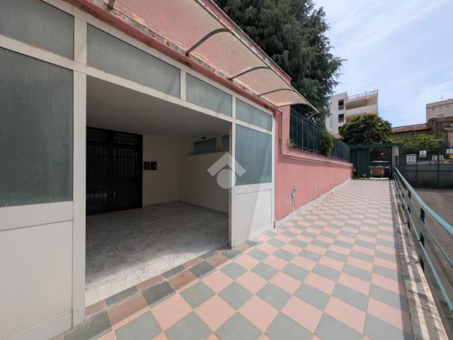 Magazzino in affitto a Caserta