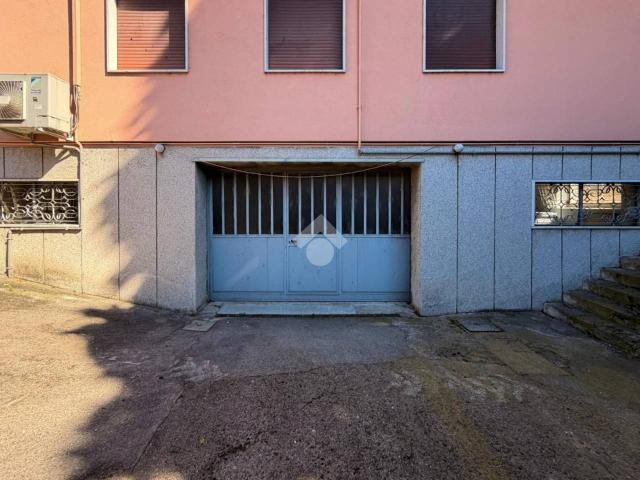 Magazzino in affitto a Desenzano Del Garda