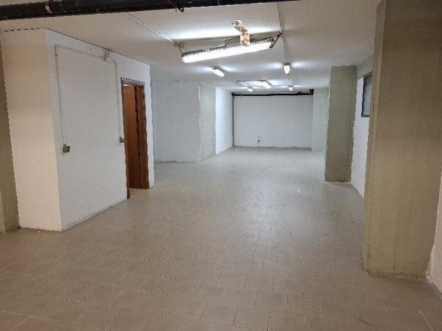 MAGAZZINO in AFFITTO a EMPOLI