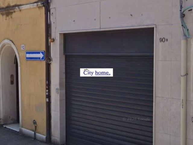 Magazzino in affitto a Ferrara