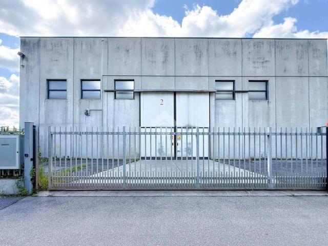 Magazzino in affitto a Gavardo