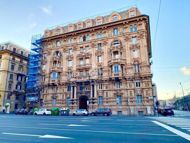 Magazzino in affitto a Genova