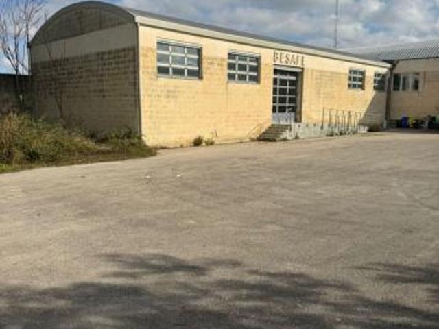 Magazzino in affitto a Lecce