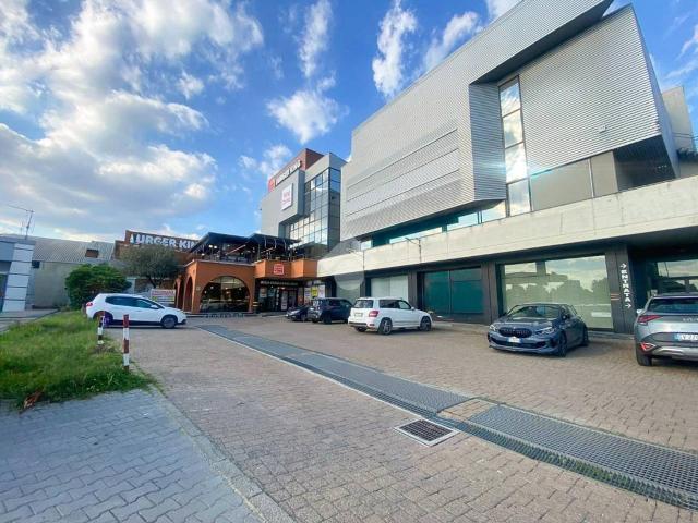 Magazzino in affitto a Lissone