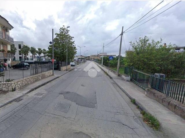 Magazzino in affitto a Pollena Trocchia