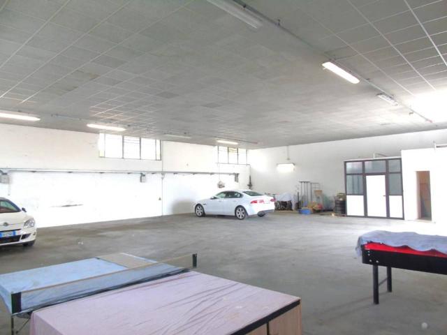 Magazzino in affitto a Poncarale