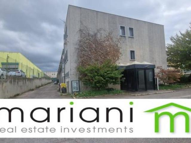Magazzino in affitto a Roma