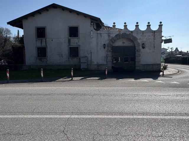 Magazzino in affitto a San Giovanni Al Natisone