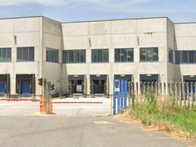 Magazzino in affitto a Tribiano