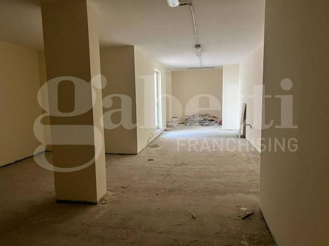 Magazzino in vendita a Martina Franca