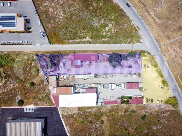 Magazzino in Vendita a Melilli