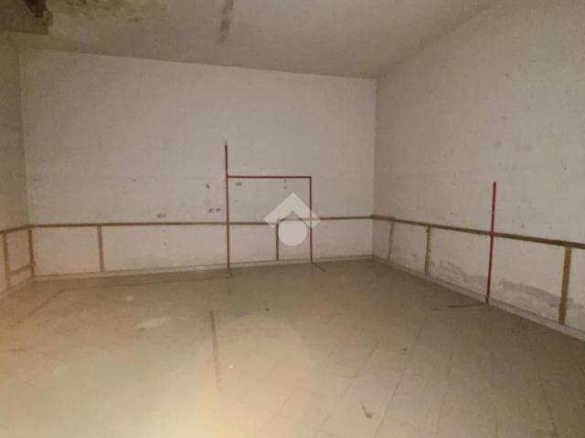 Magazzino in vendita a Messina