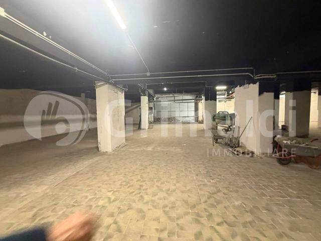 Magazzino in vendita a Messina