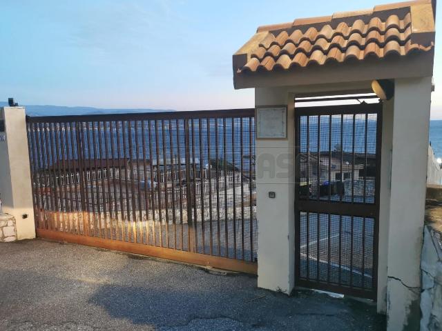 Magazzino in vendita a Messina