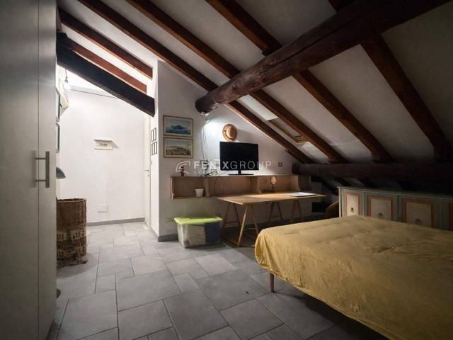 Magazzino in vendita a Milano