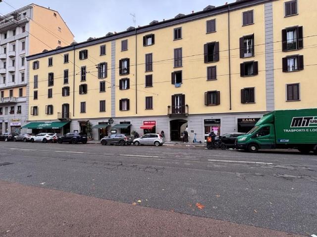 Magazzino in Vendita a Milano