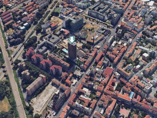 Magazzino in Vendita a Milano