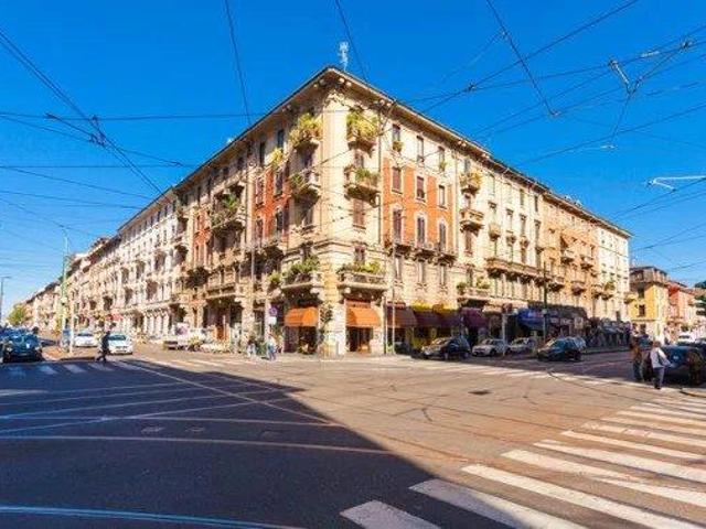 Magazzino in vendita a Milano