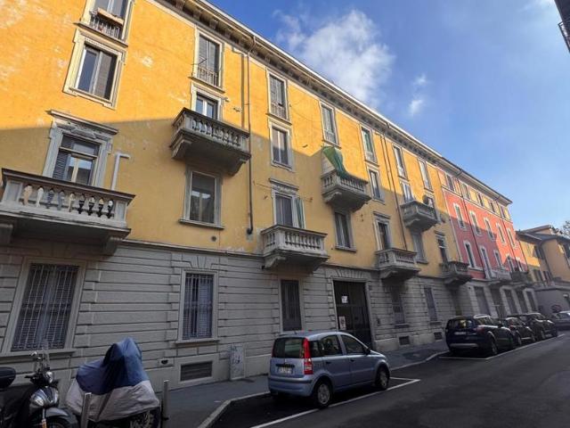 Magazzino in vendita a Milano