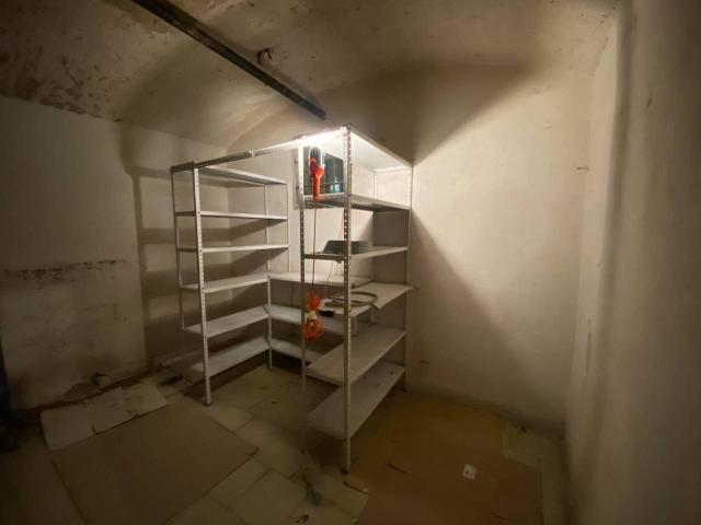 Magazzino in vendita a Milano