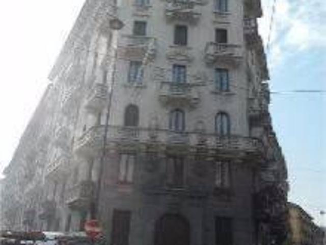 Magazzino in vendita a Milano
