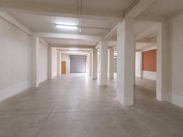 Magazzino in vendita a Motta Sant'Anastasia