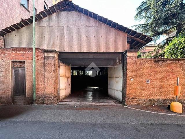 Magazzino in vendita a Novi Ligure