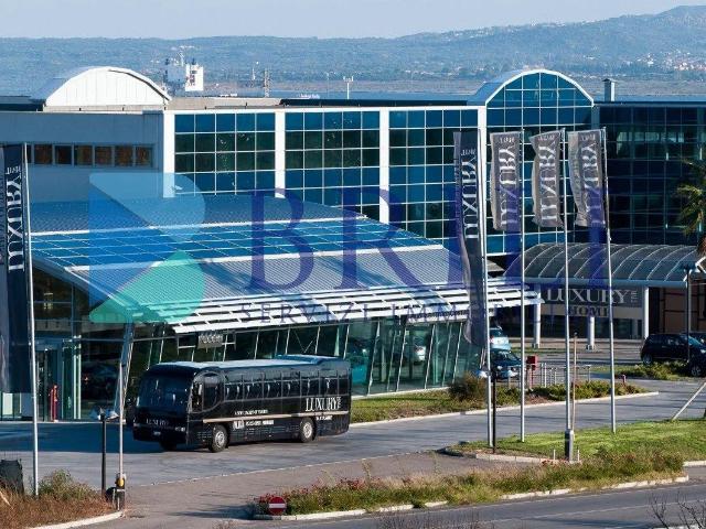 Magazzino in vendita a Olbia