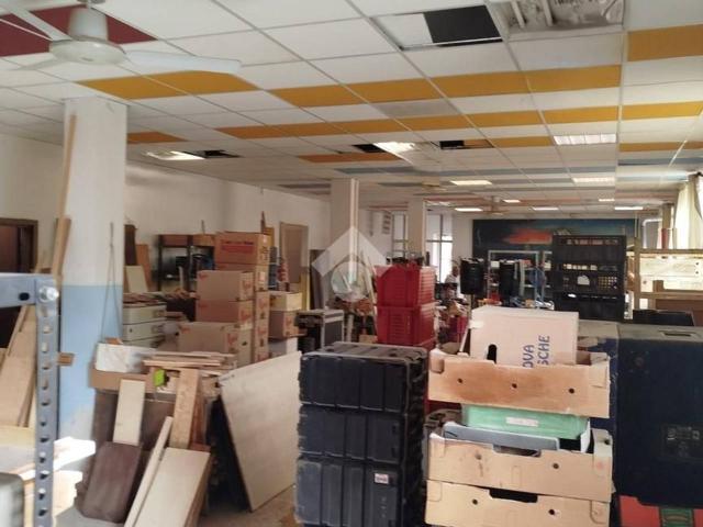 Magazzino in vendita a Avigliana