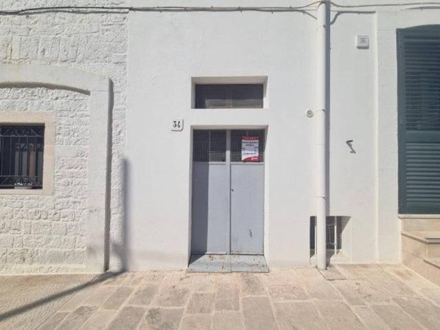 Magazzino in vendita a Alberobello