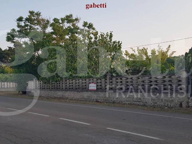 Magazzino in vendita a Alessano