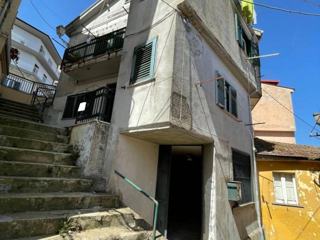 Magazzino in vendita a Ariano Irpino, rampa san paolo