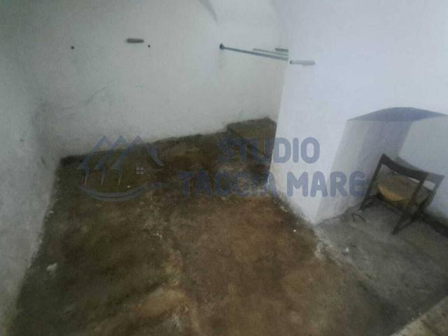 Magazzino in vendita a Badalucco