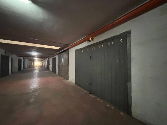 Magazzino in vendita a Bari