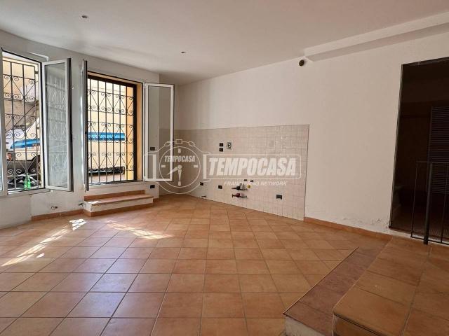 Magazzino in vendita a Bologna